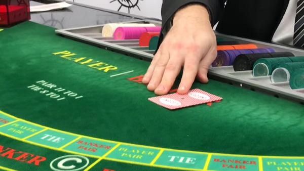 Live Dealer Casino Baccarat Game